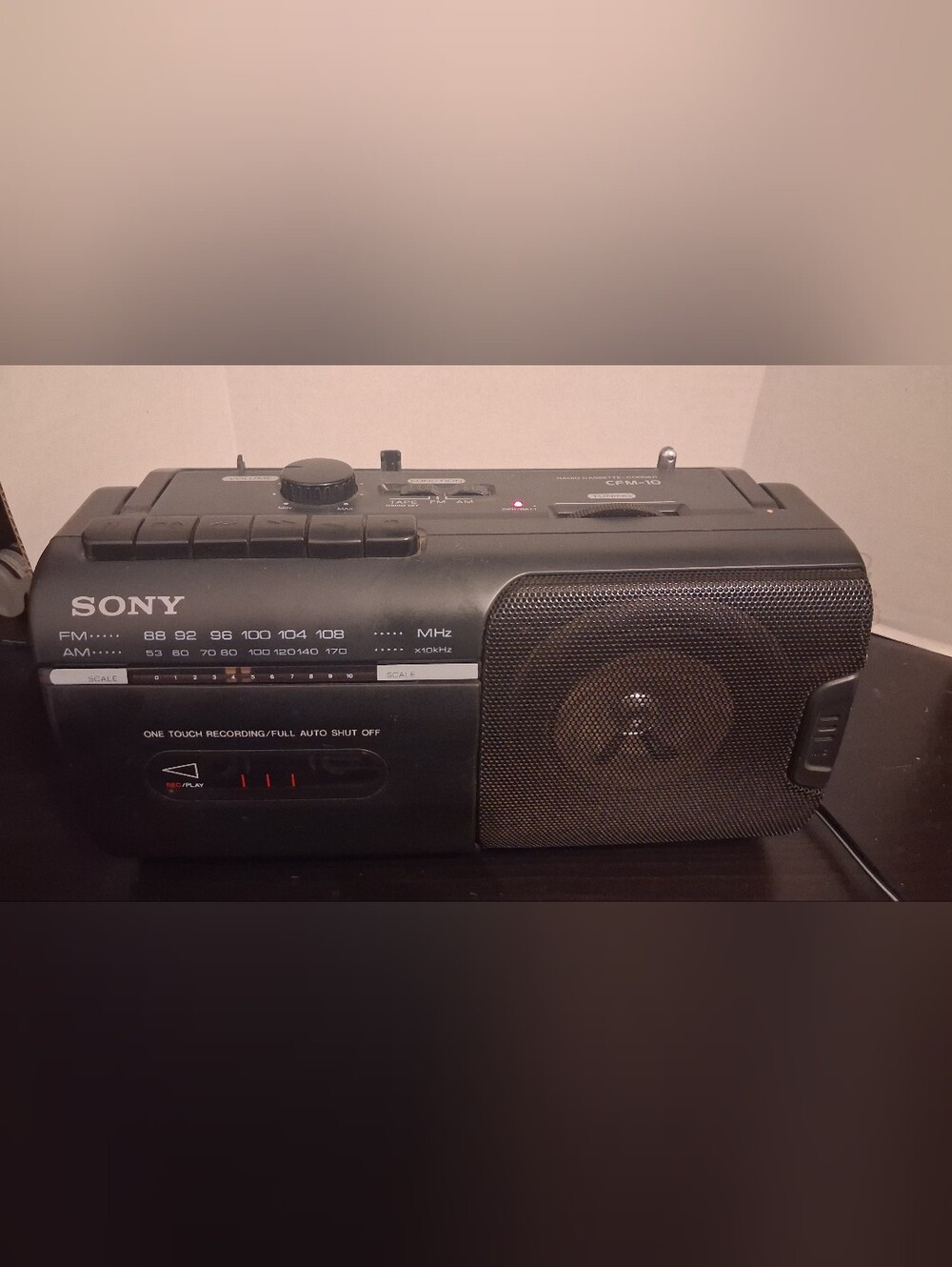 SONY CFM-10 AM/FM Radio Cassette-Corder Cassette Player Tested Works